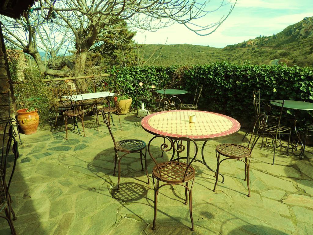 La Figuera Bed & Breakfast Camélas Exterior foto